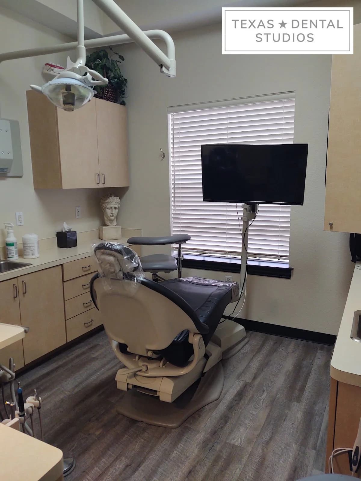 Carrollton Dental Studio - Dr Linh Nguyen gallery photo 5