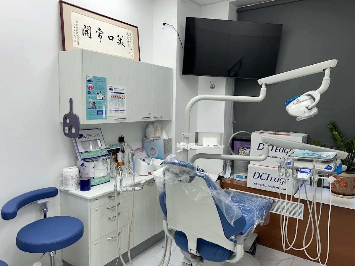 Centre Dental/中央牙科 gallery photo 3