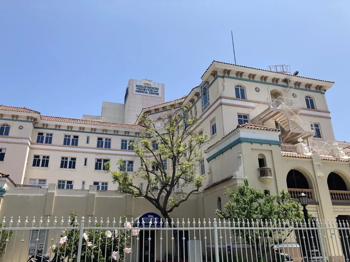 CHA Hollywood Presbyterian Medical Center gallery photo 2