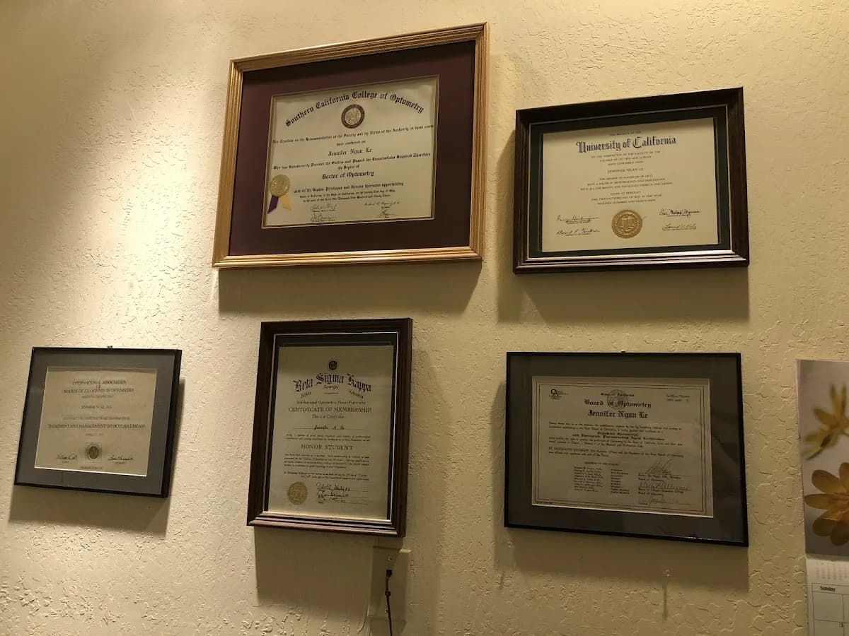 Jennifer N. Le (Drs. Bui & Le Optometry) gallery photo 5