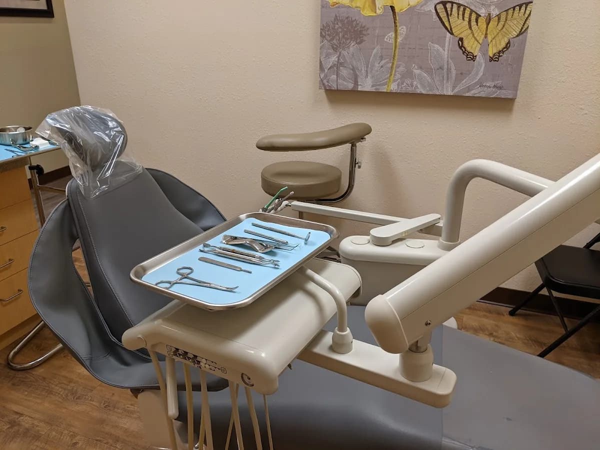 SKYLINE DENTISTRY. David Nguyen DDS gallery photo 2