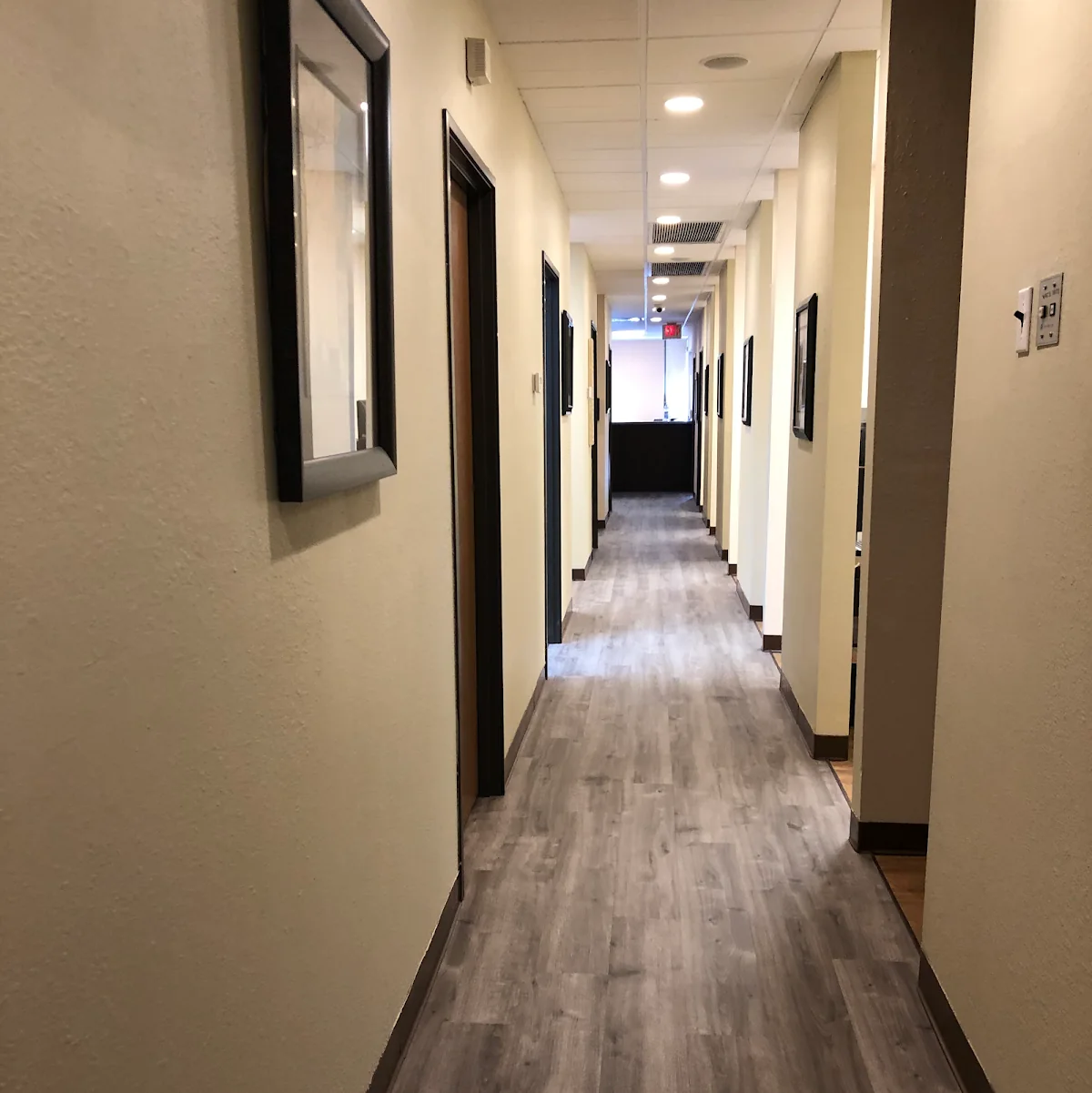SKYLINE DENTISTRY. David Nguyen DDS gallery photo 3