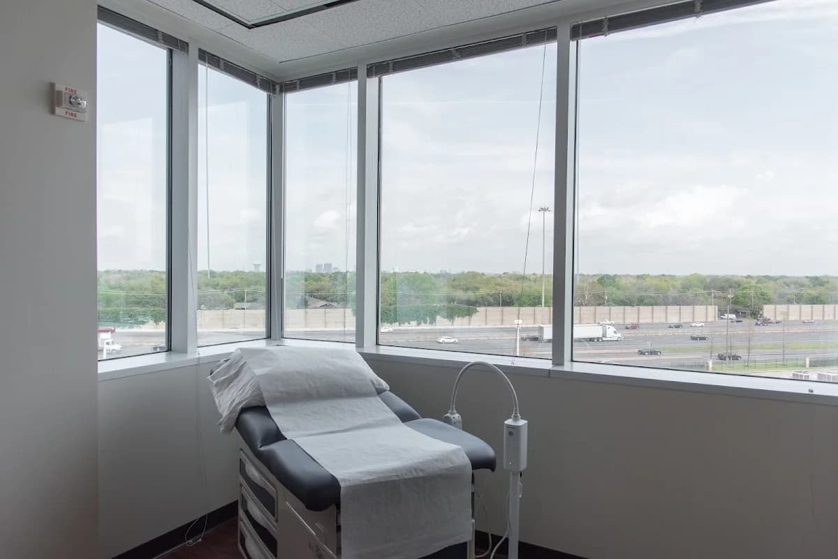 Southwest WomanCare OBGYN gallery photo 2