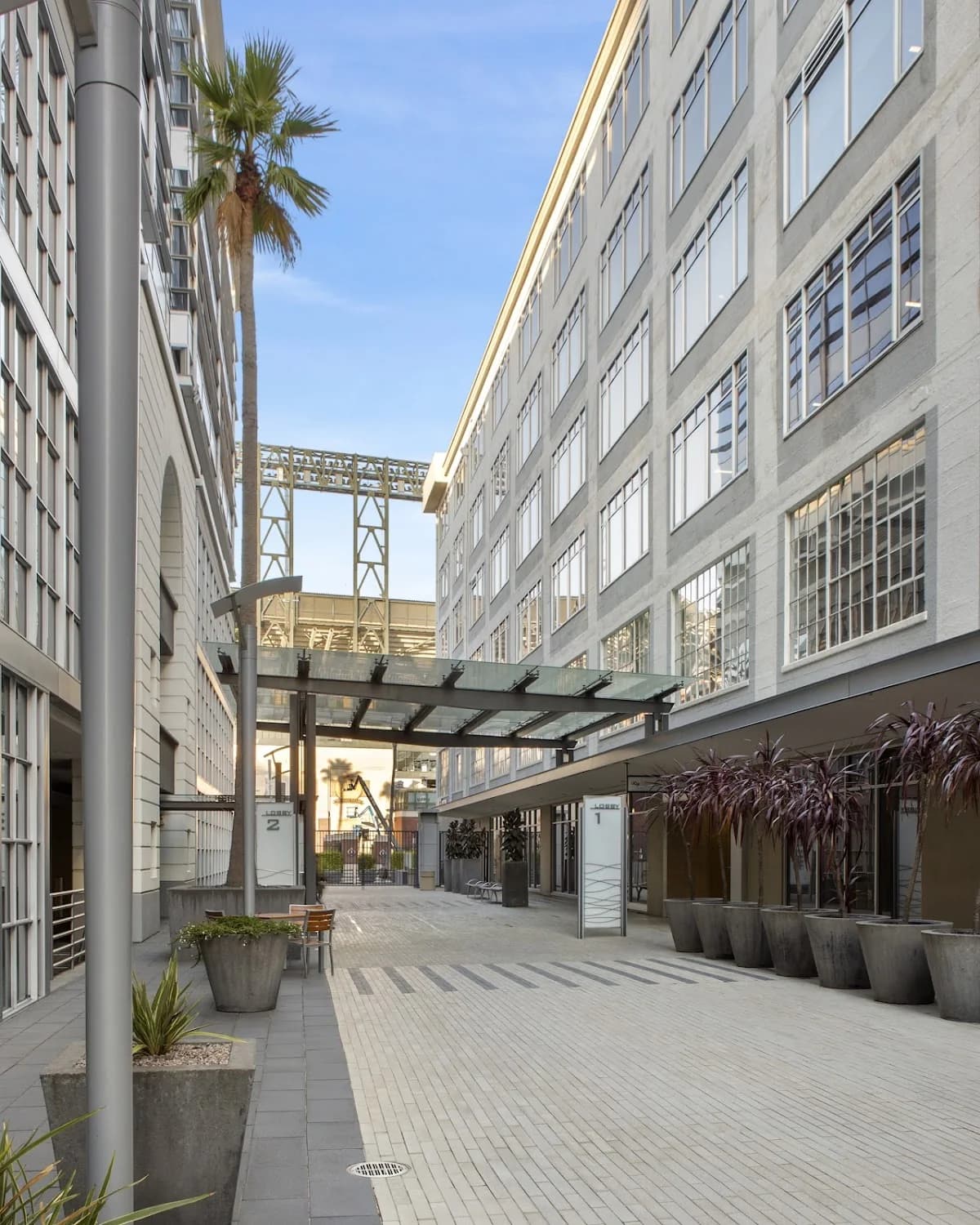 UCSF Primary Care at China Basin gallery photo 3