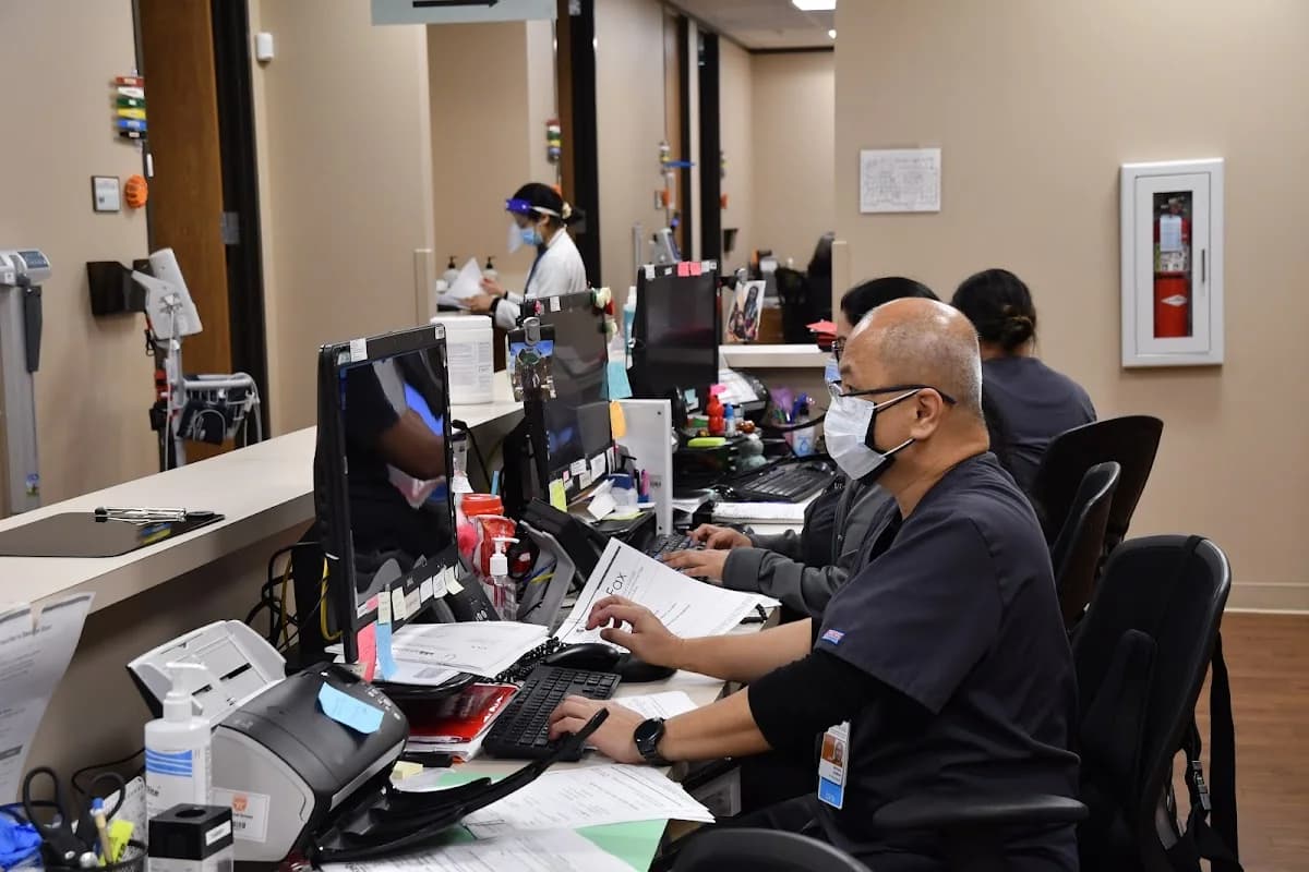 UT Physicians Multispecialty – Greens gallery photo 4