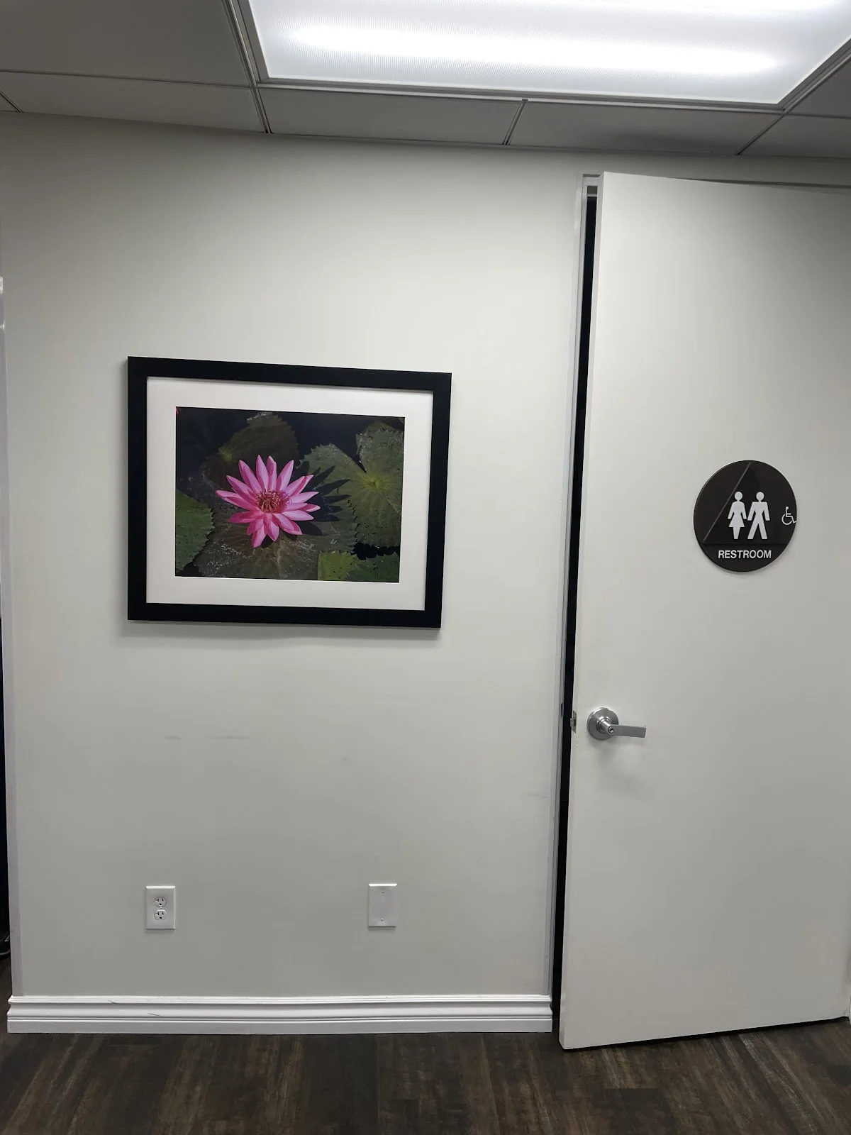 Women's Care of Beverly Hills gallery photo 2